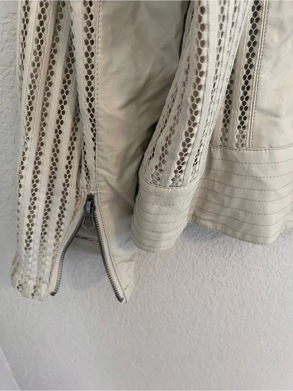 blanc noir Cream Zip-Front Leather Jacket with Vertical Stitch Panels